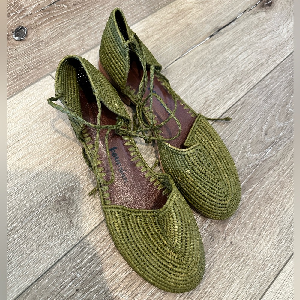 Raffia sandal